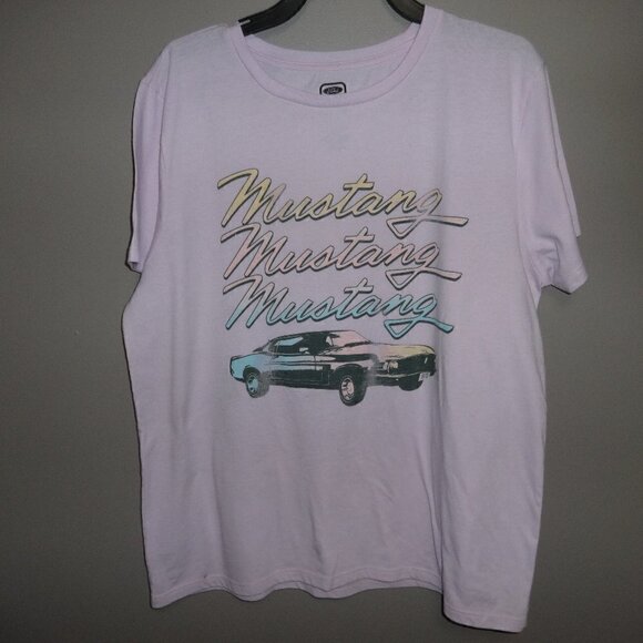 Mustang , Ford labeled, T Shirt , pink women's size L, good condition - Picture 1 of 4